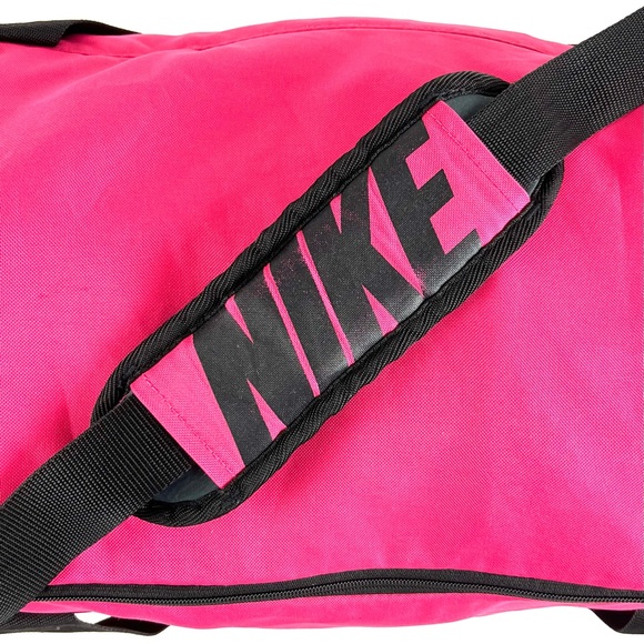 Nike Brasilia 6 Hot Pink Large Duffle Bag - Picture 5 of 7